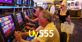 Uy555